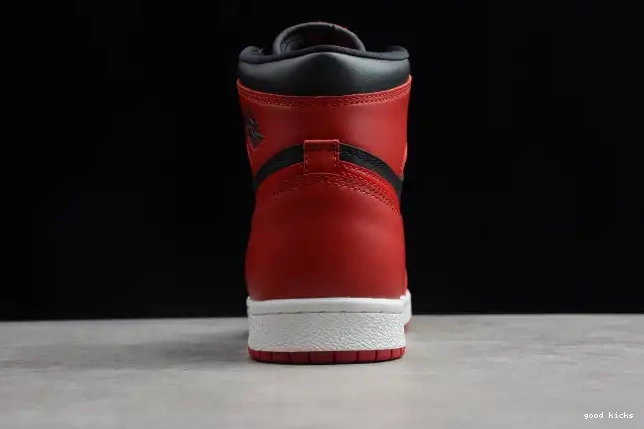 Rep 1 Jordan Air Varsity 85 BQ4422-600 Red High 0531